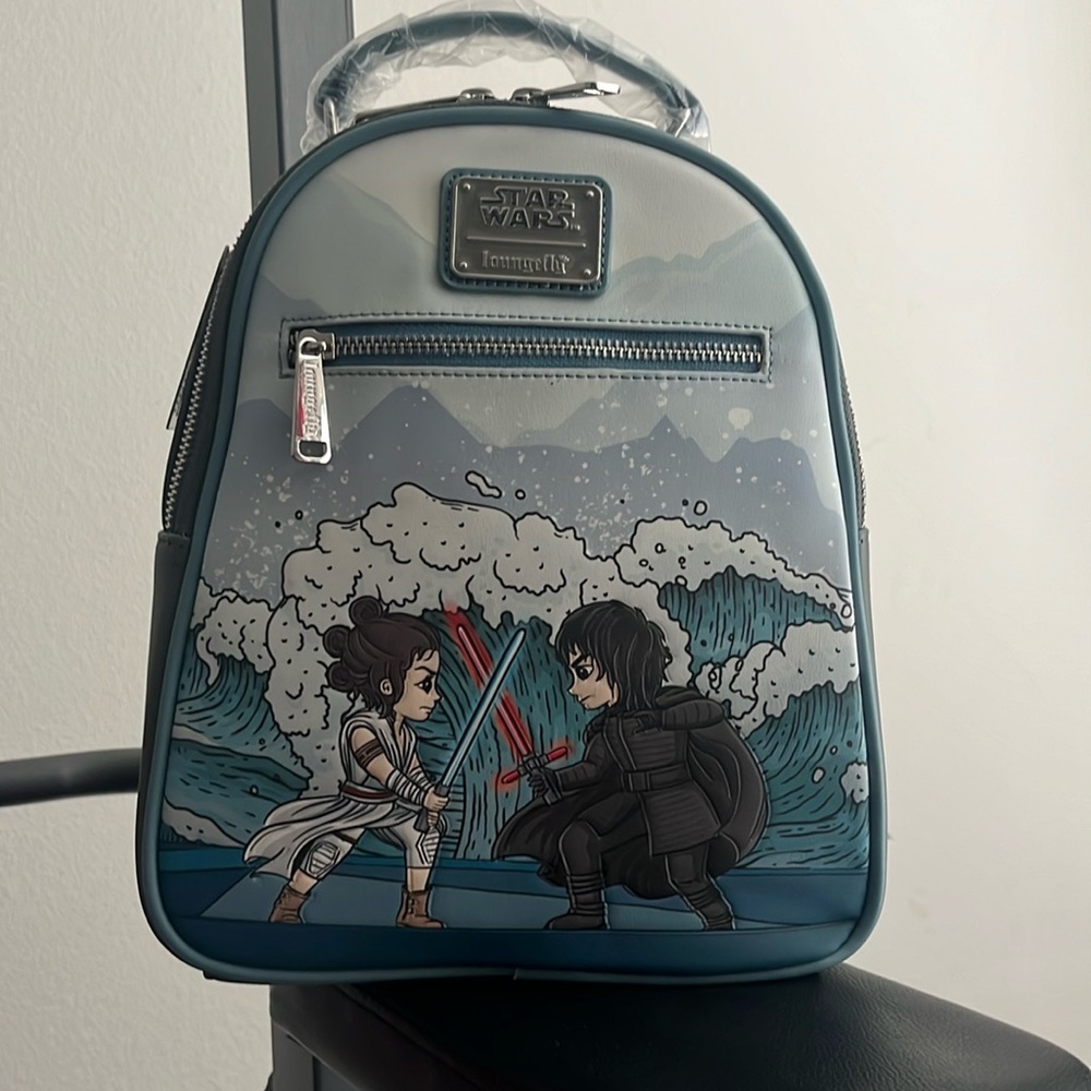 Star Wars kylo ren and Rey loungefly mini backpack